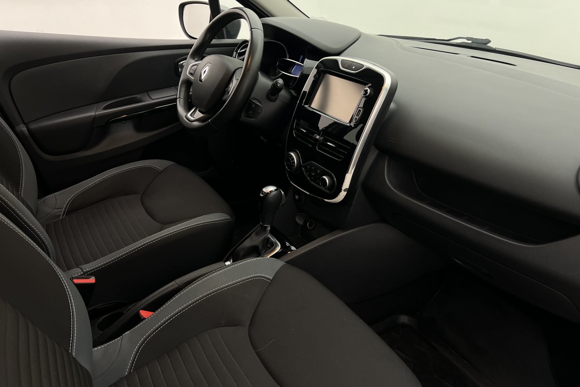Renault Clio 1.2 TCe EDC 2016, photo 7/10