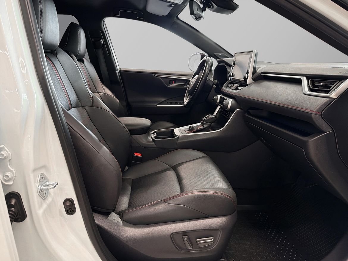 Toyota RAV4 2020, bild 7/10
