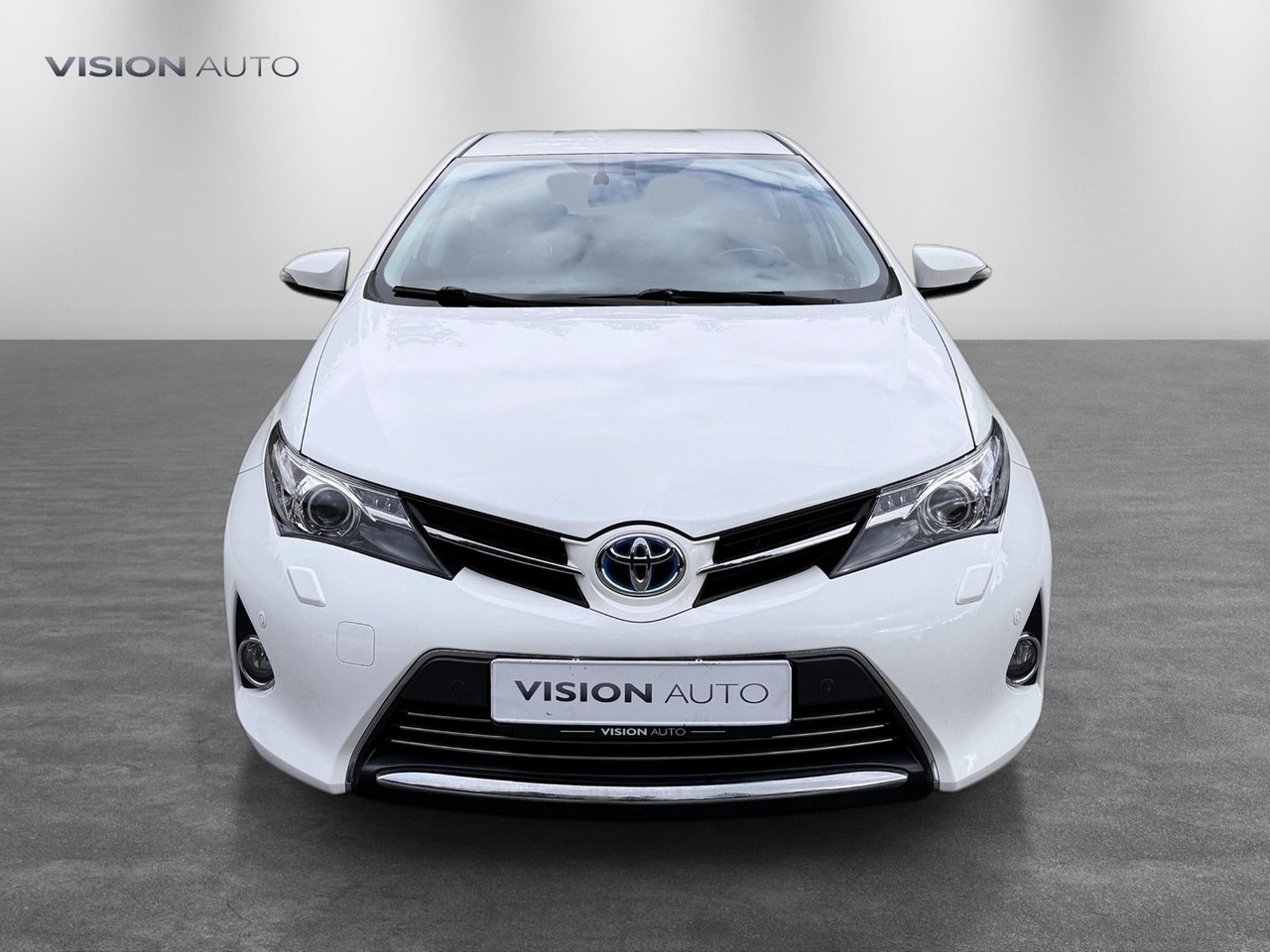 Toyota Auris e-CVT Hybrid Executive 2013, bild 2/10