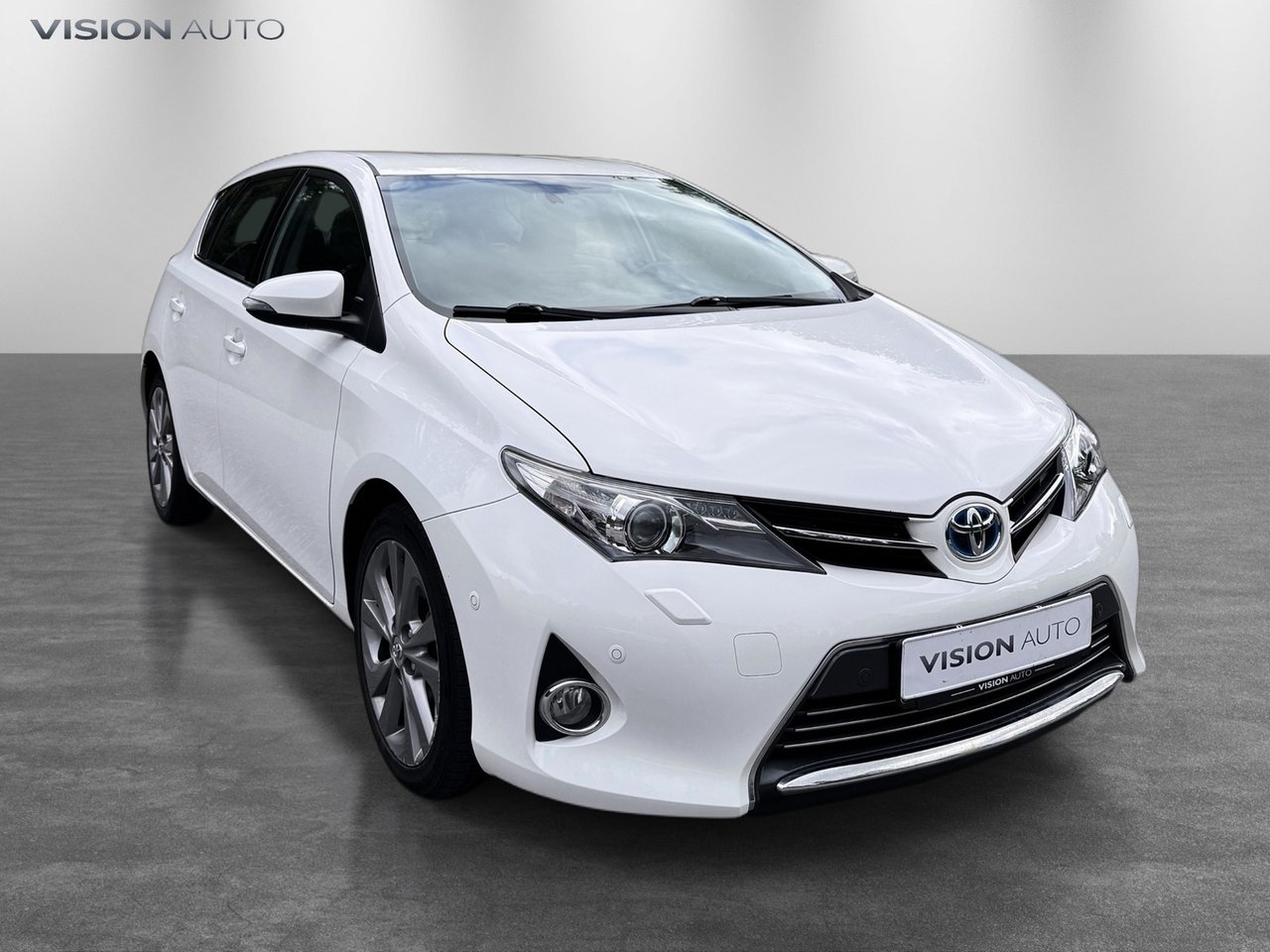 Toyota Auris e-CVT Hybrid Executive 2013, bild 3/10