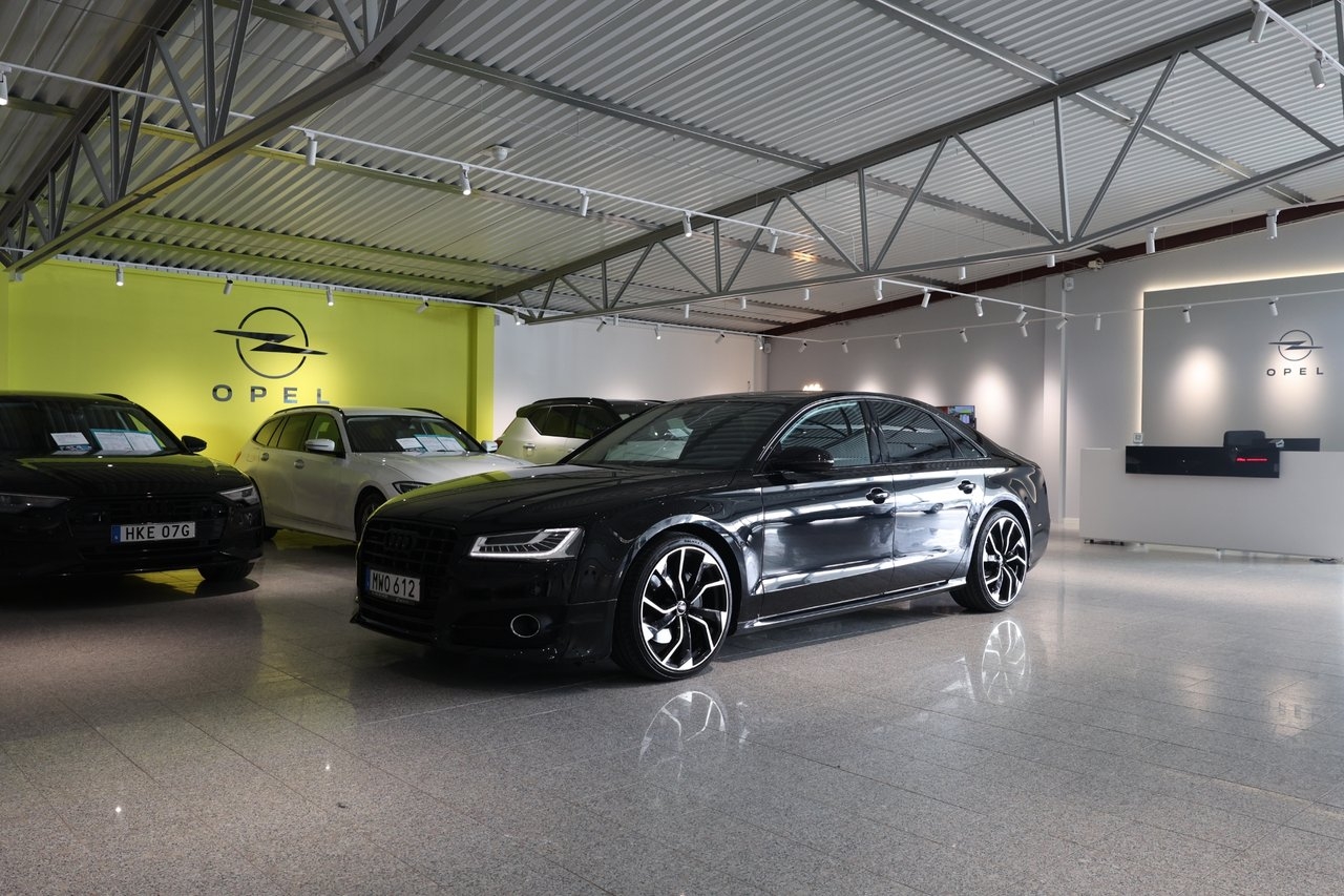 Audi A8