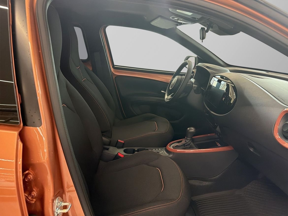 Toyota Aygo X PULSE 2026, photo 7/10