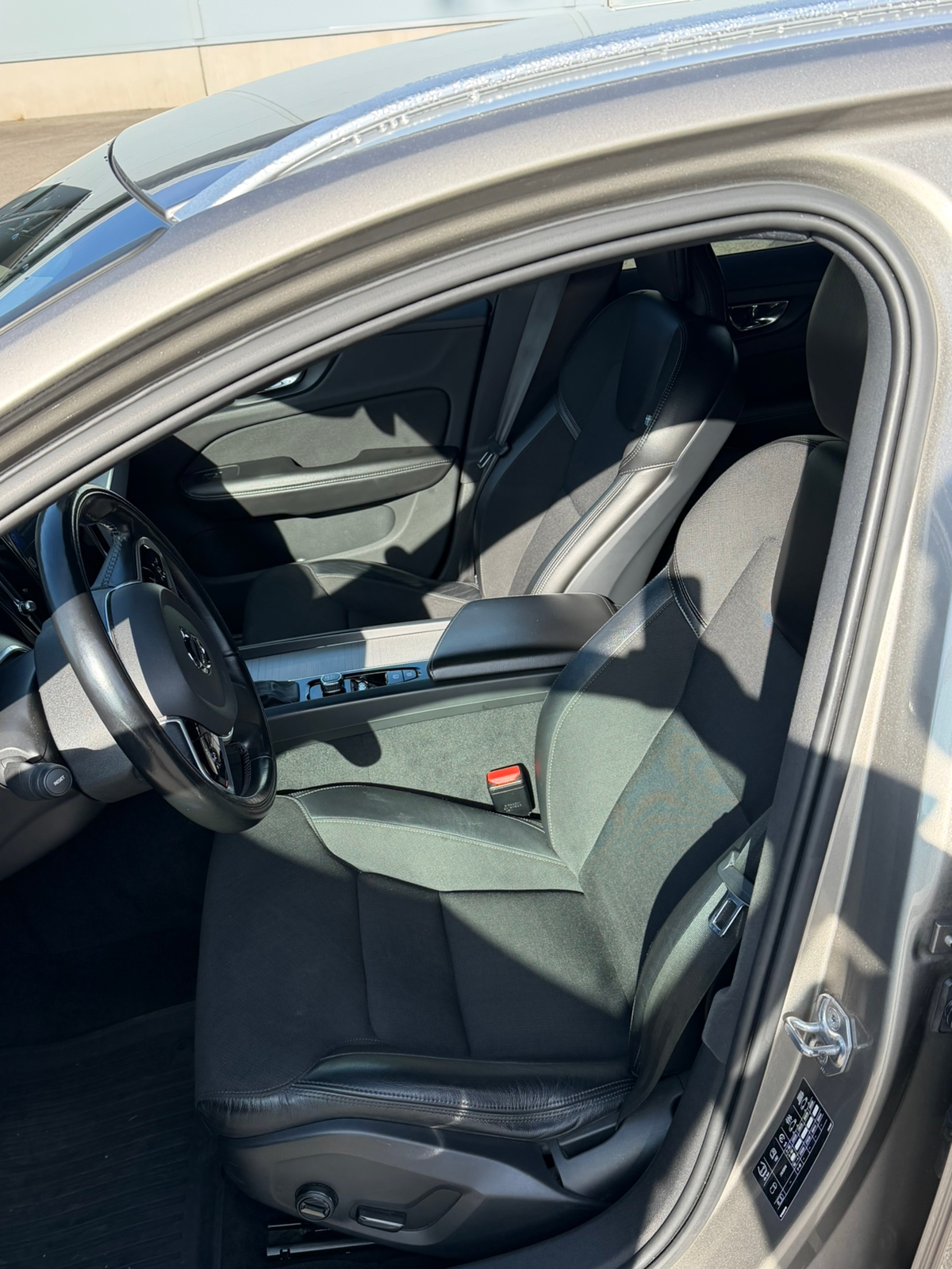 Volvo V60 Cross Country 2020, bild 3/6