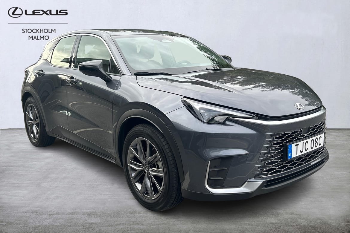 Lexus LBX Elegant Tech 136hk P-värm 2026, kuva 6/10