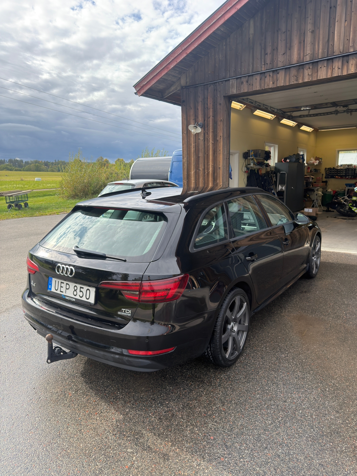 Audi A4 Avant 2.0 TDI quattro S Tronic 2018, bild 5/10