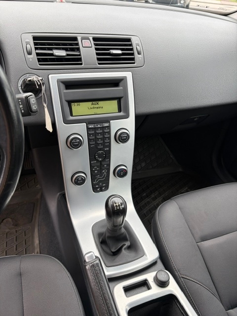 Volvo V50 1.6 D Manuell 2010, bild 3/10