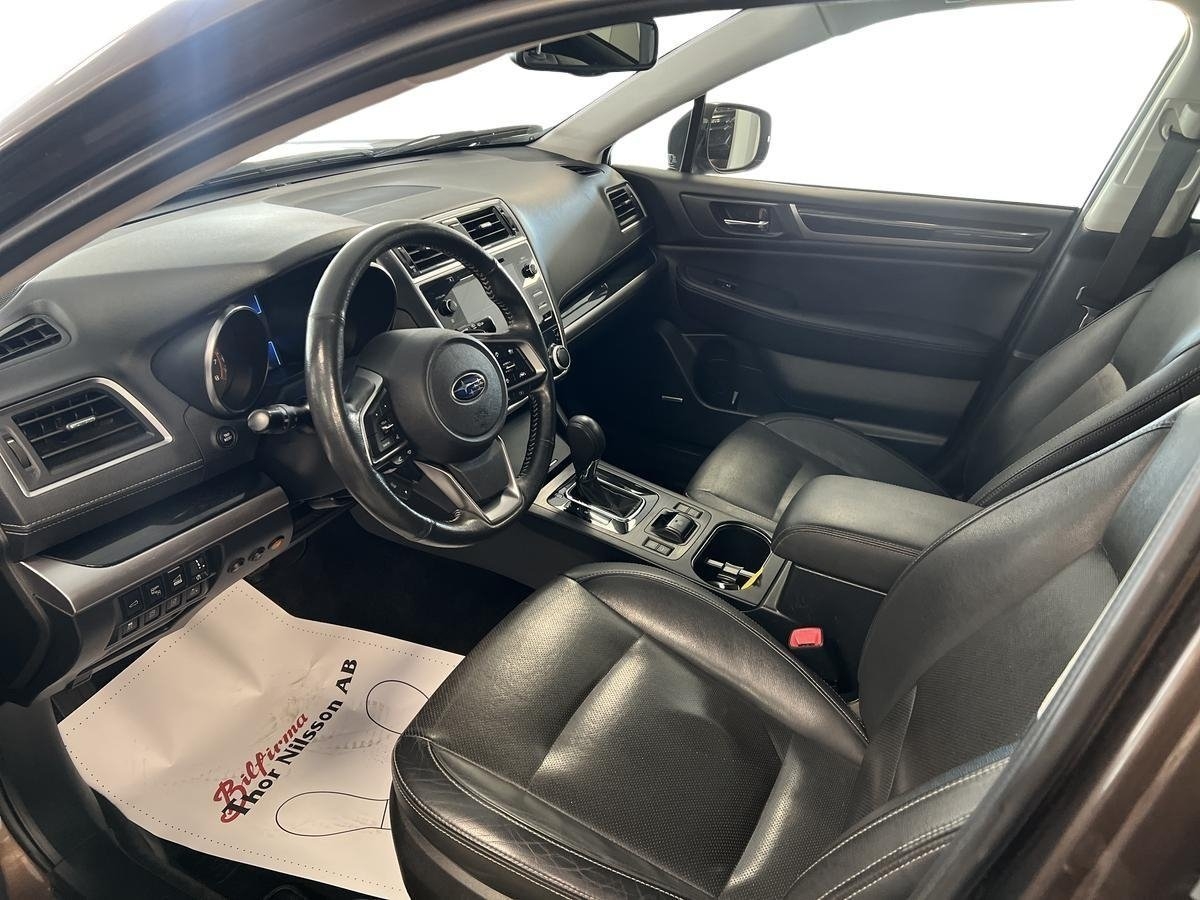 Subaru Outback Summit 2.5i 4WD (175hk) 2019, photo 7/10