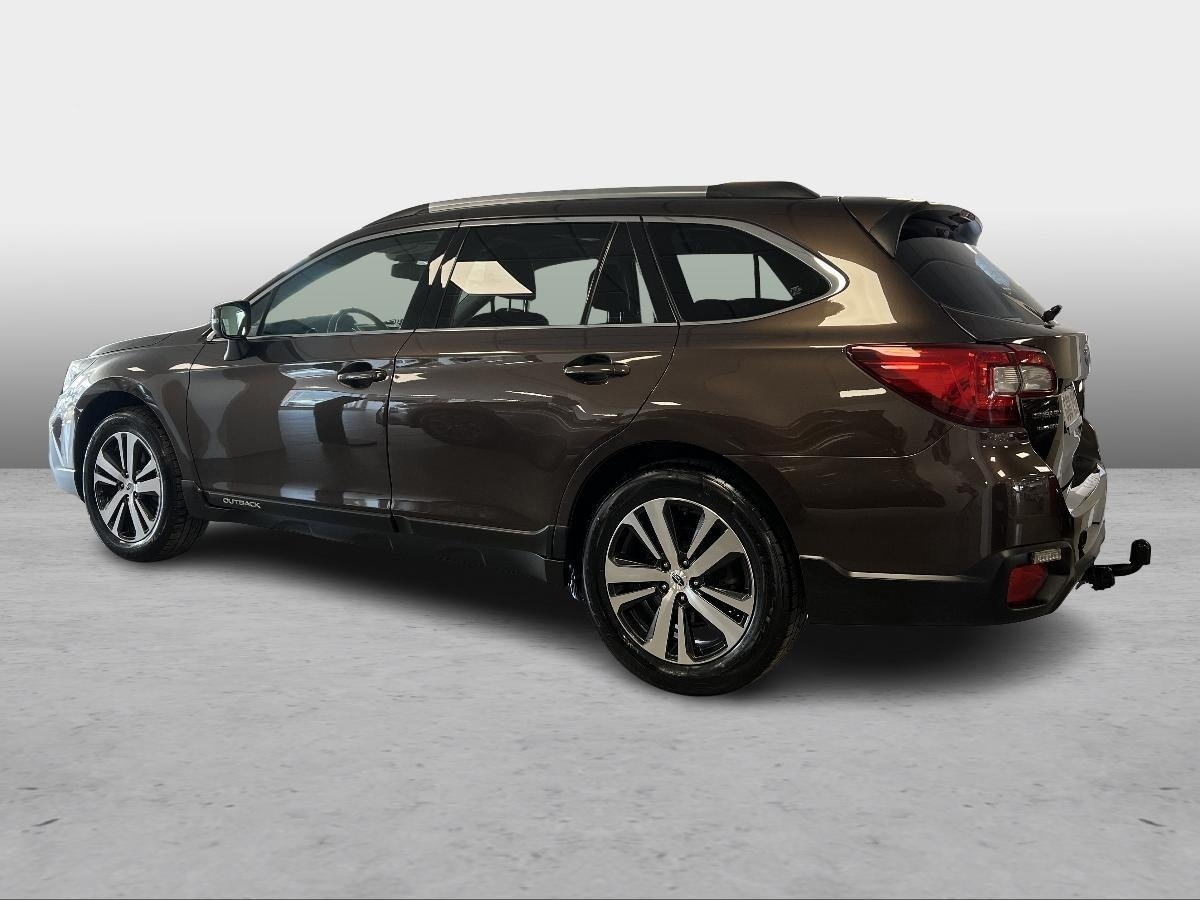 Subaru Outback Summit 2.5i 4WD (175hk) 2019, photo 2/10