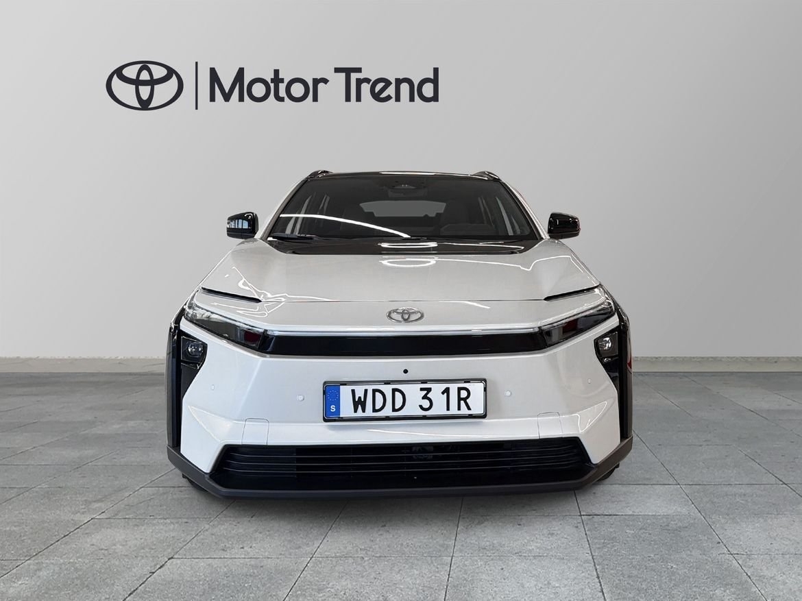Toyota bZ4X AWD 343hk Executive JBL 2026, bild 5/10