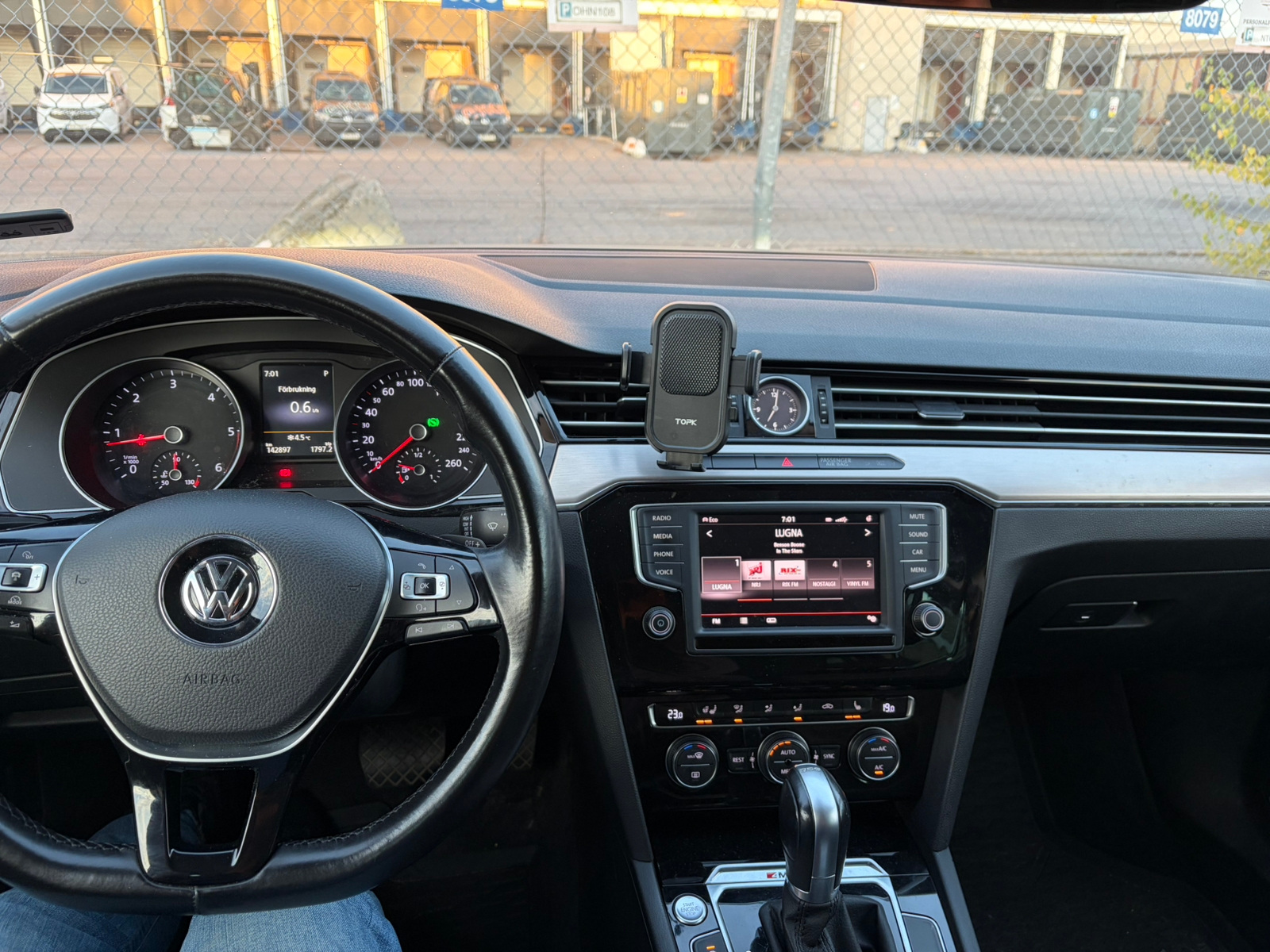 Volkswagen Passat 2016, bild 4/4