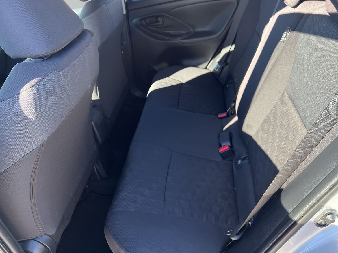 Toyota Yaris 2025, photo 7/10