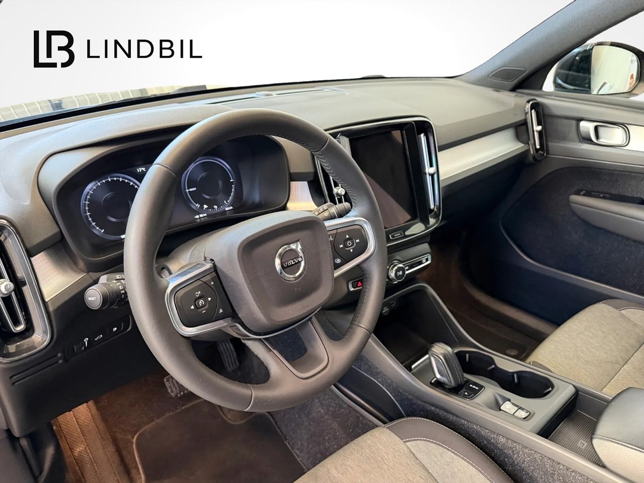 Volvo XC40 2021, kuva 5/9