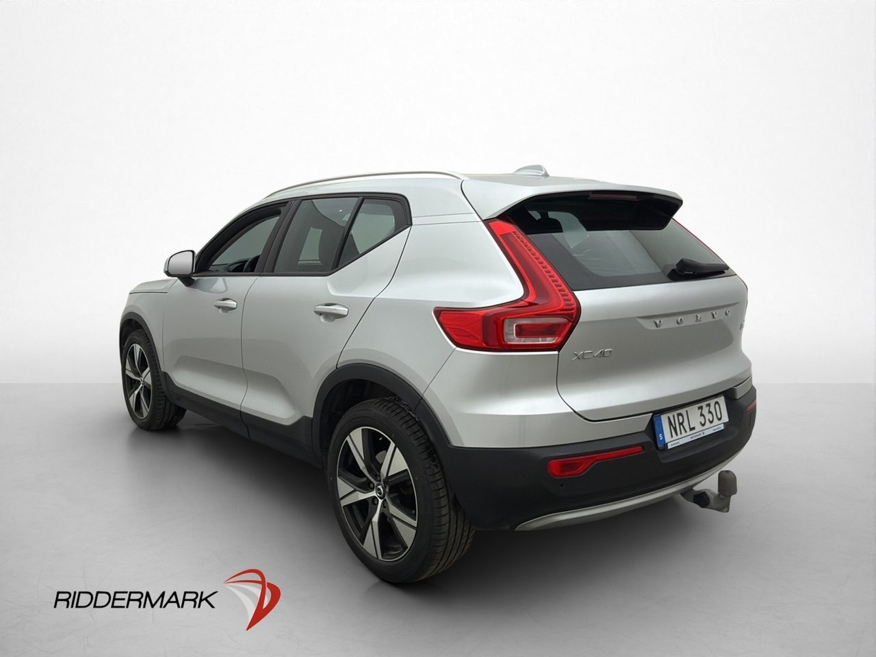 Volvo XC40 D4 AWD Momentum VOC Värm 2018, kuva 6/38