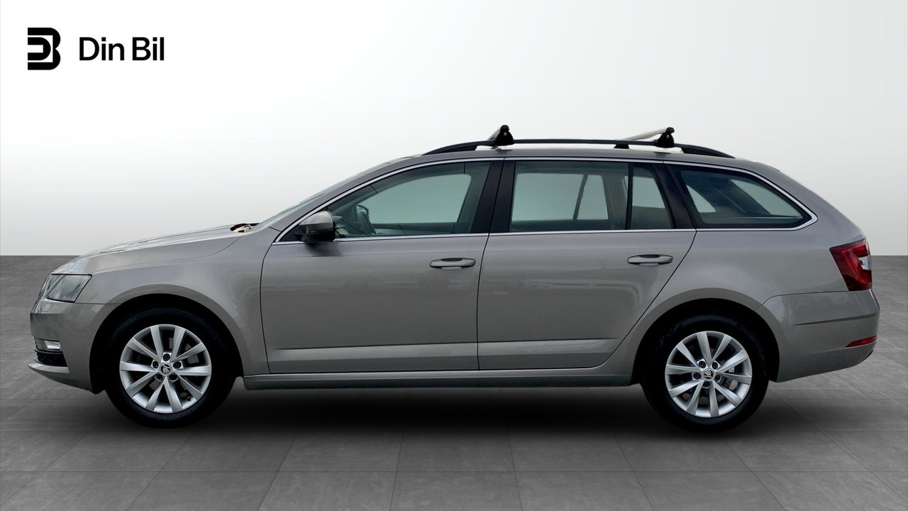 Skoda Octavia 2019, bild 2/16