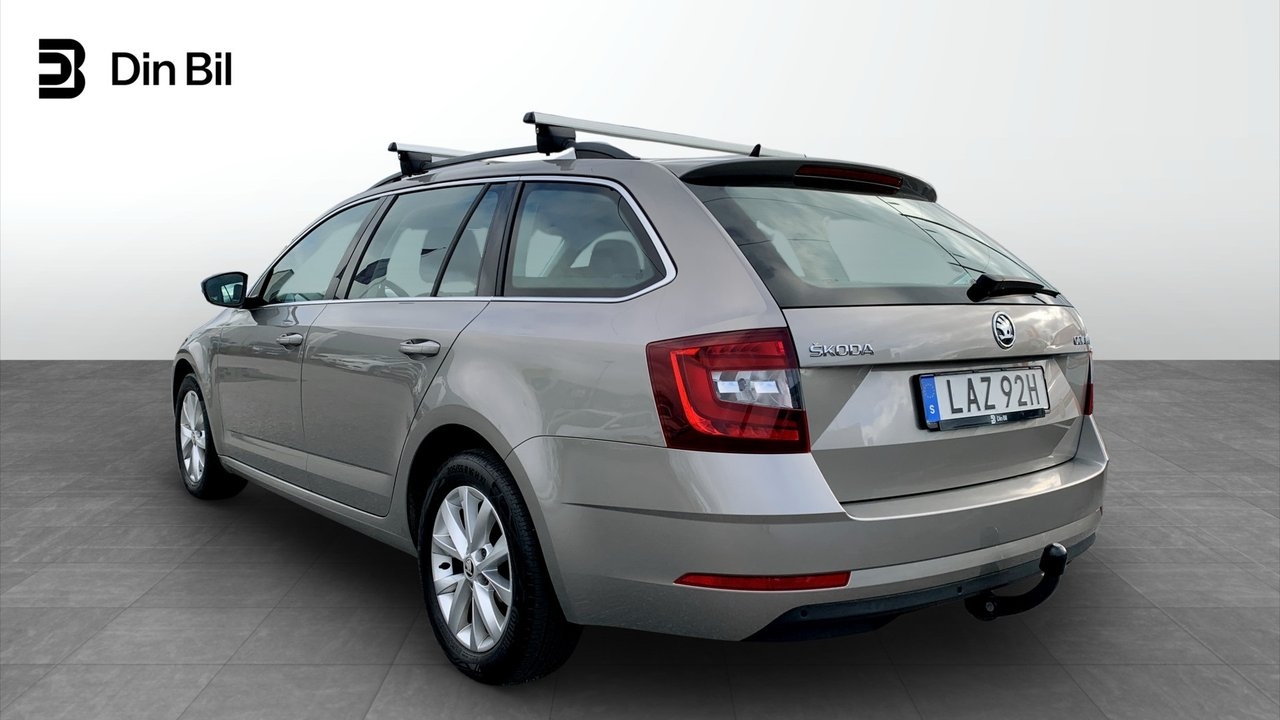 Skoda Octavia 2019, bild 3/16