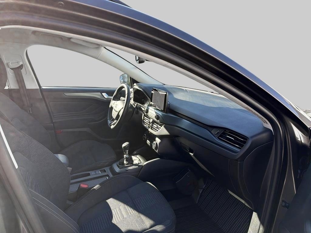 Ford Focus 2021, bild 6/10