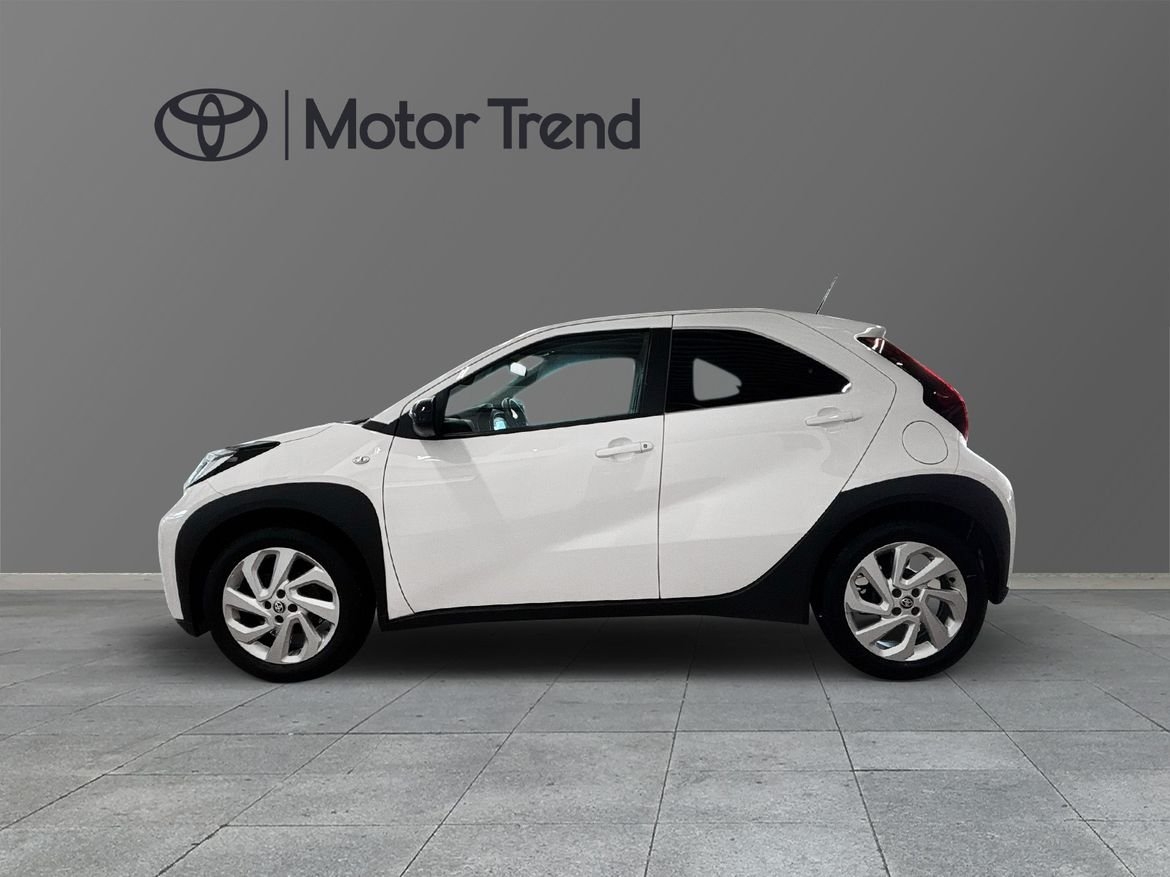 Toyota Aygo X 2023, bild 3/10