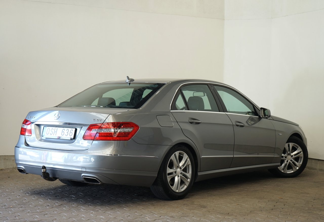 Mercedes-Benz E 2012, bild 4/8
