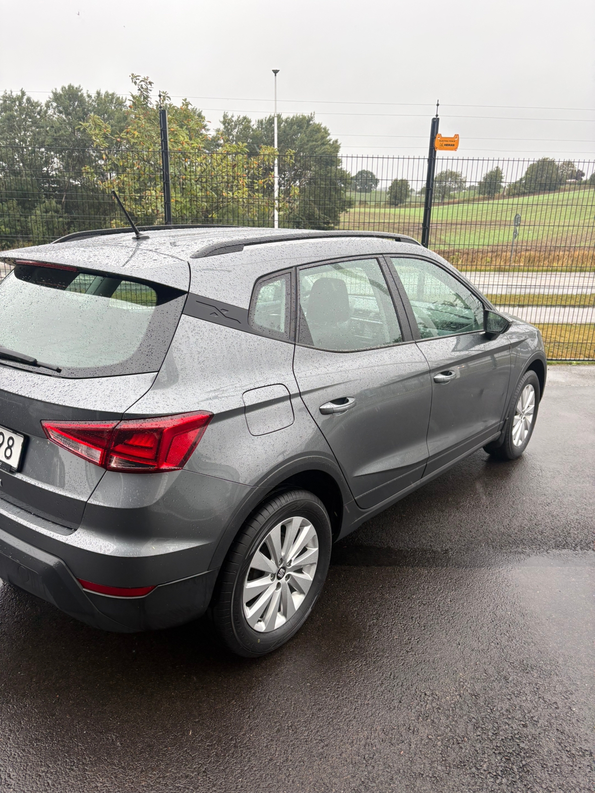 Seat Arona 1.0 TSI Manuell 2018, bild 2/7
