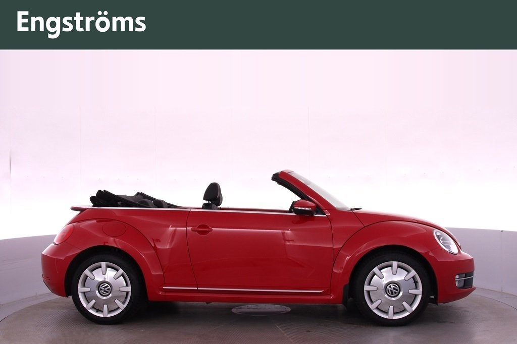 Volkswagen Beetle Cabriolet TSI 105Hk 2016, bild 2/14