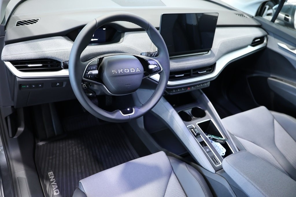 Skoda Enyaq 2027, bild 4/10