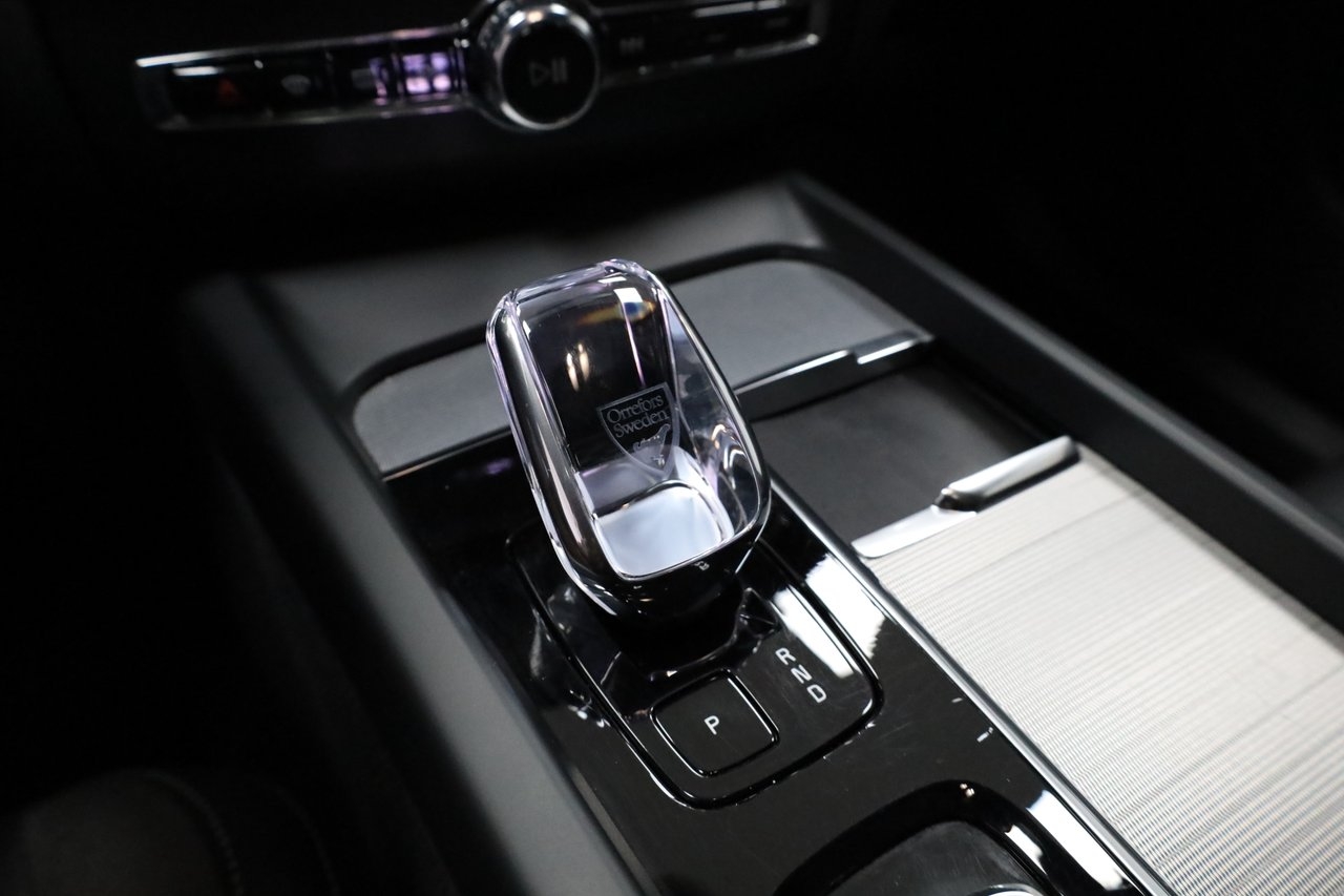 Volvo XC60 T6 AWD Plus Dark Editio 2025, bild 7/31