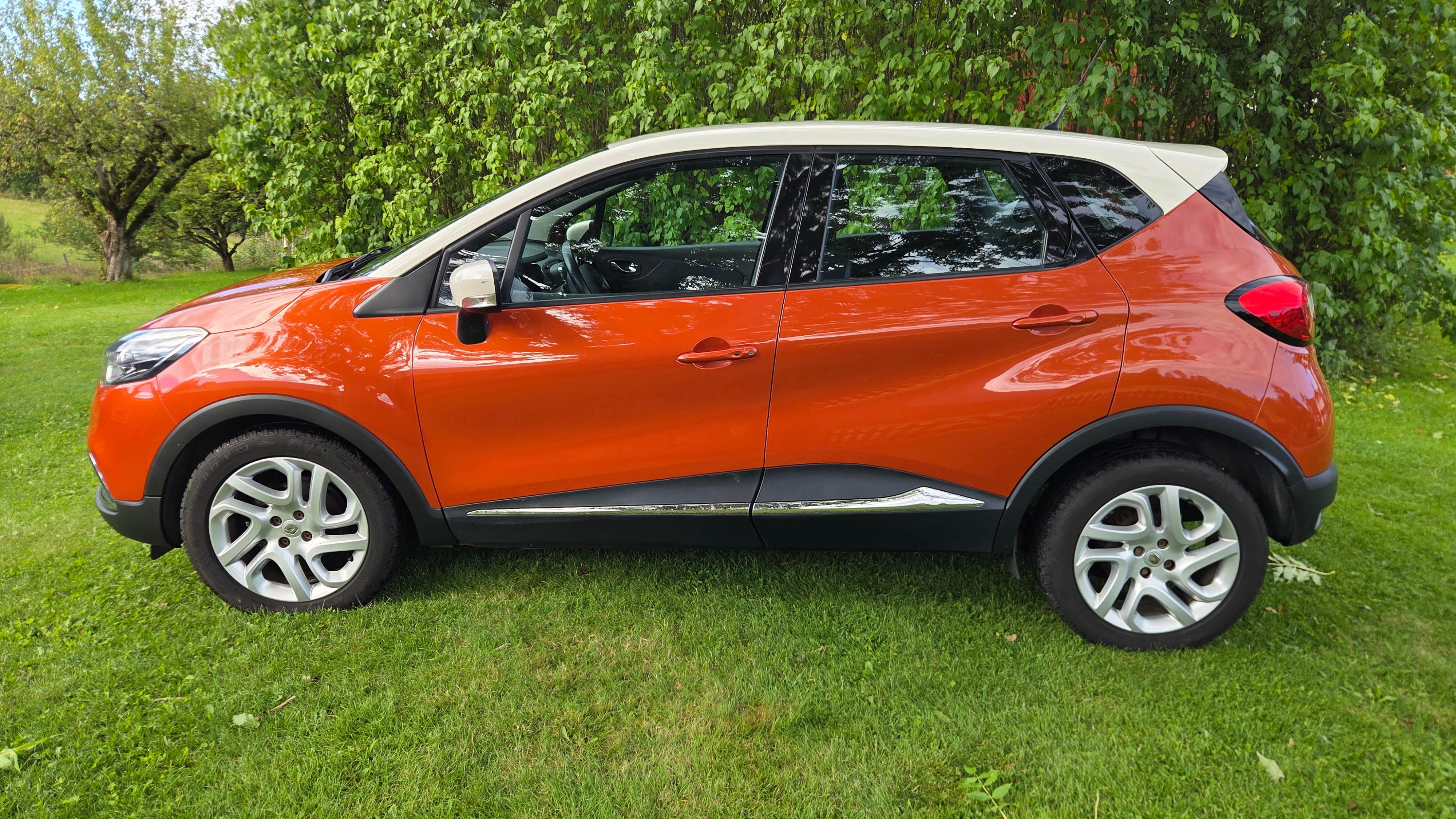 Renault Captur 0.9 TCe Manuell 2015, bild 2/10