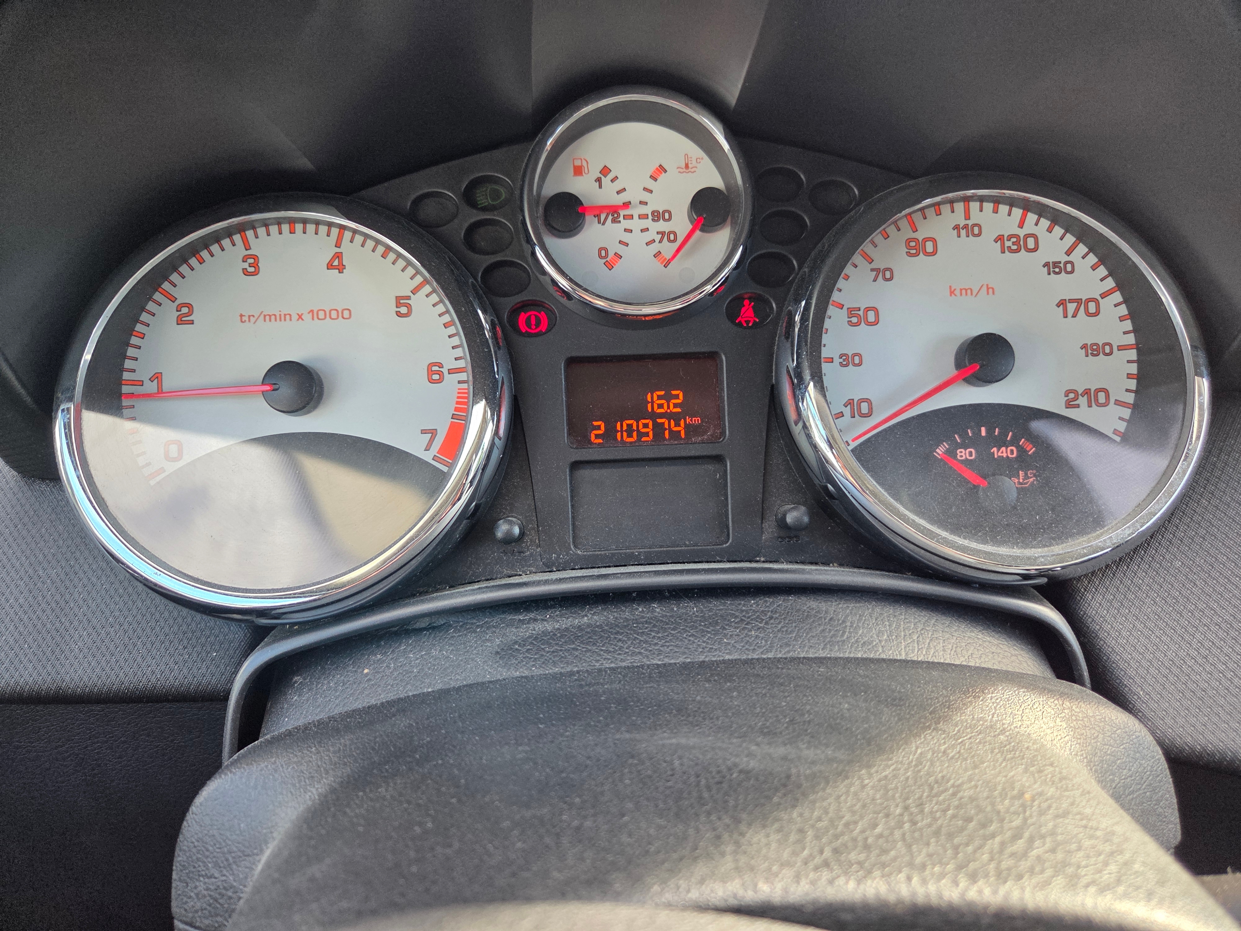 Peugeot 207 SW 1.6 VTi Manuell 2008, bild 6/7