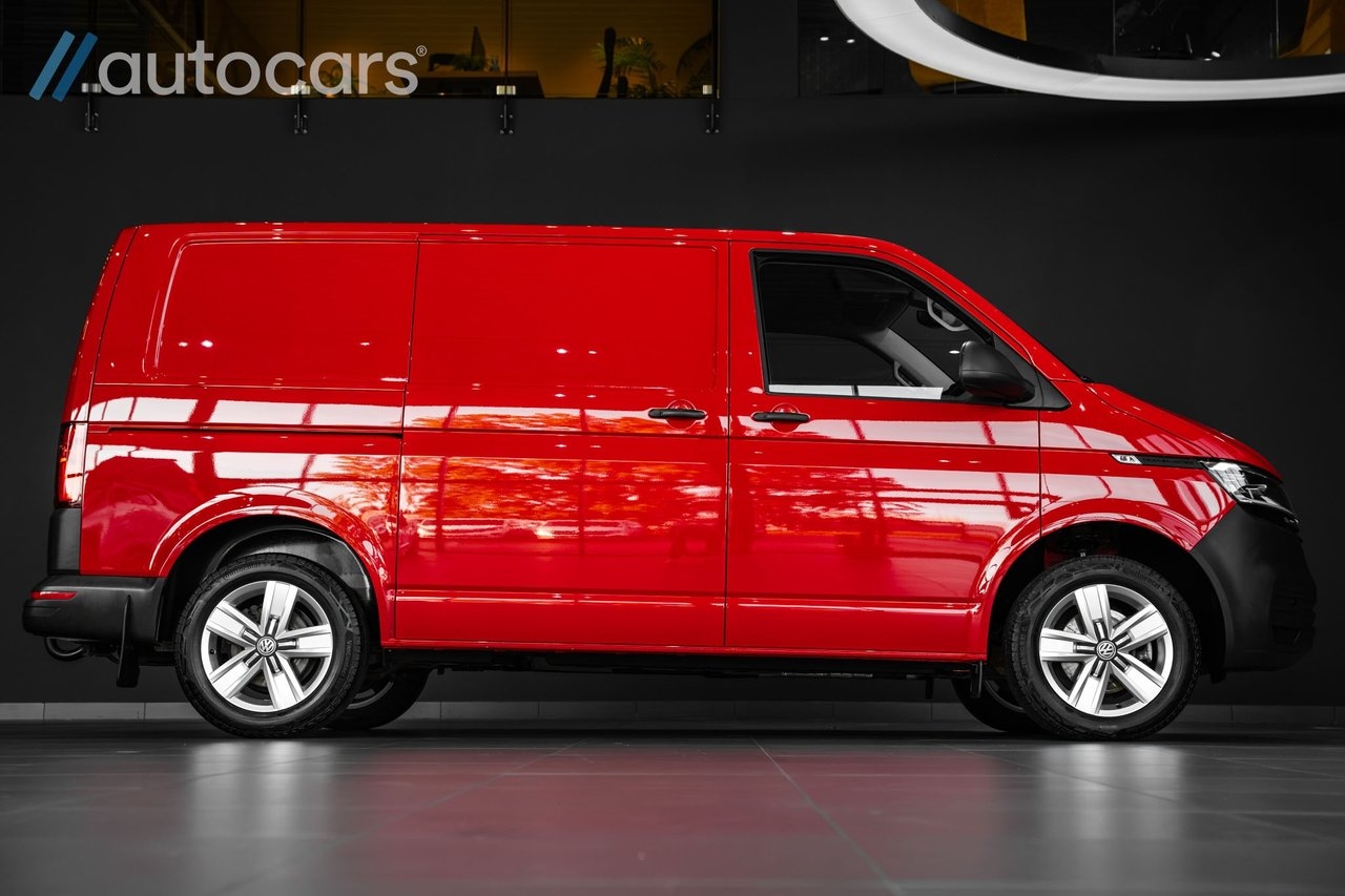 Volkswagen Transporter 2023, kuva 2/10