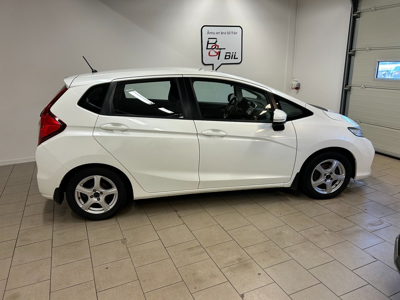 Honda Jazz 1.3 i-VTEC Trend CVT Euro 6 2018, bild 2/9