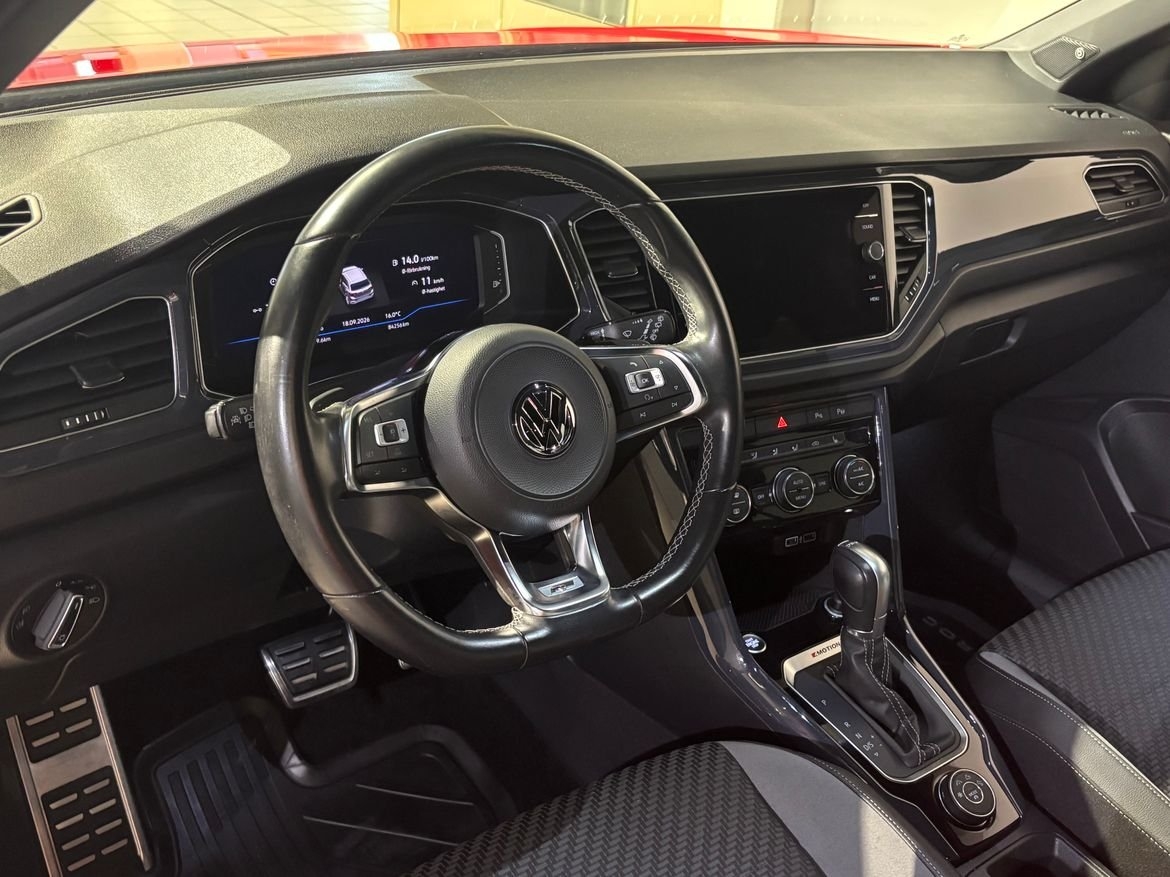 Volkswagen T-Roc 2.0 TSI 4Motion DSG GT 2018, kuva 7/10