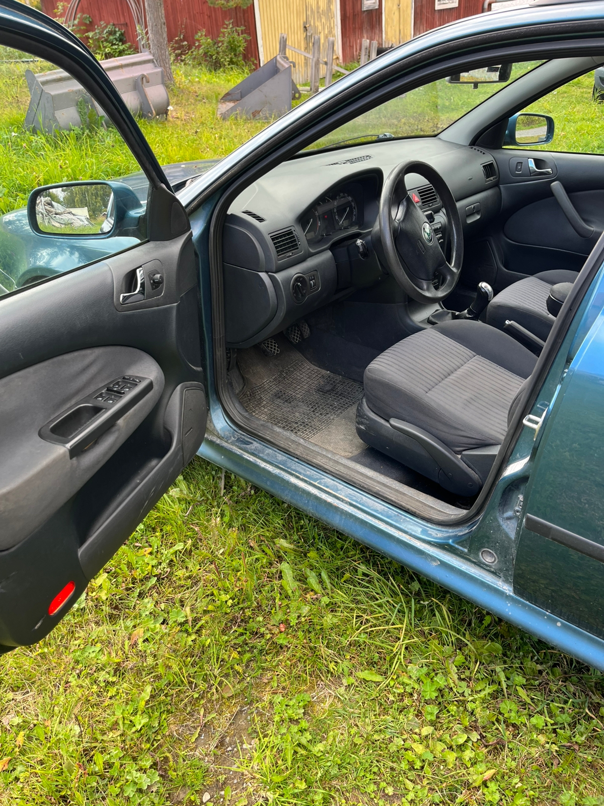 Skoda Octavia 2003, kuva 6/7