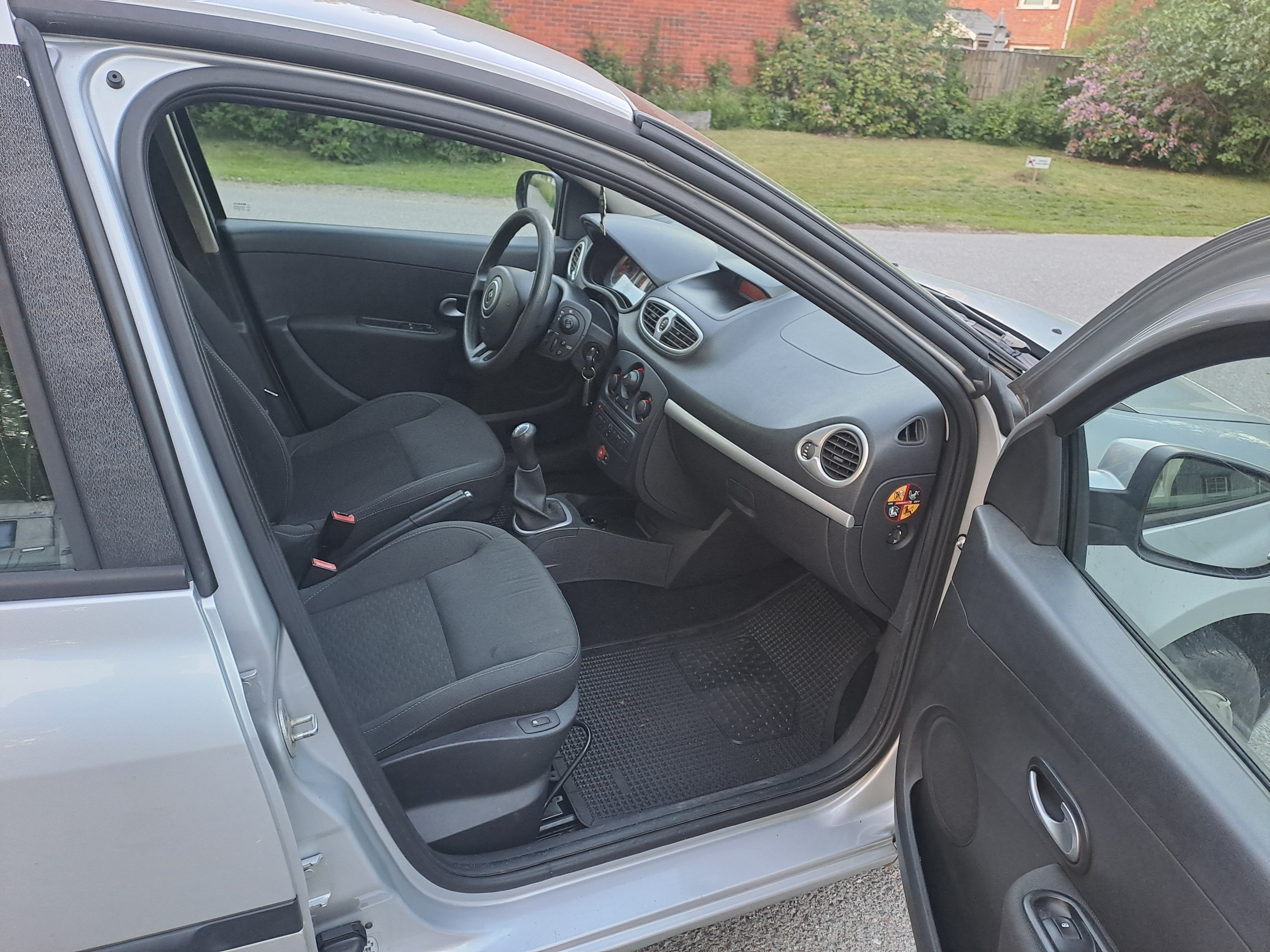 Renault Clio 2009, bild 6/6