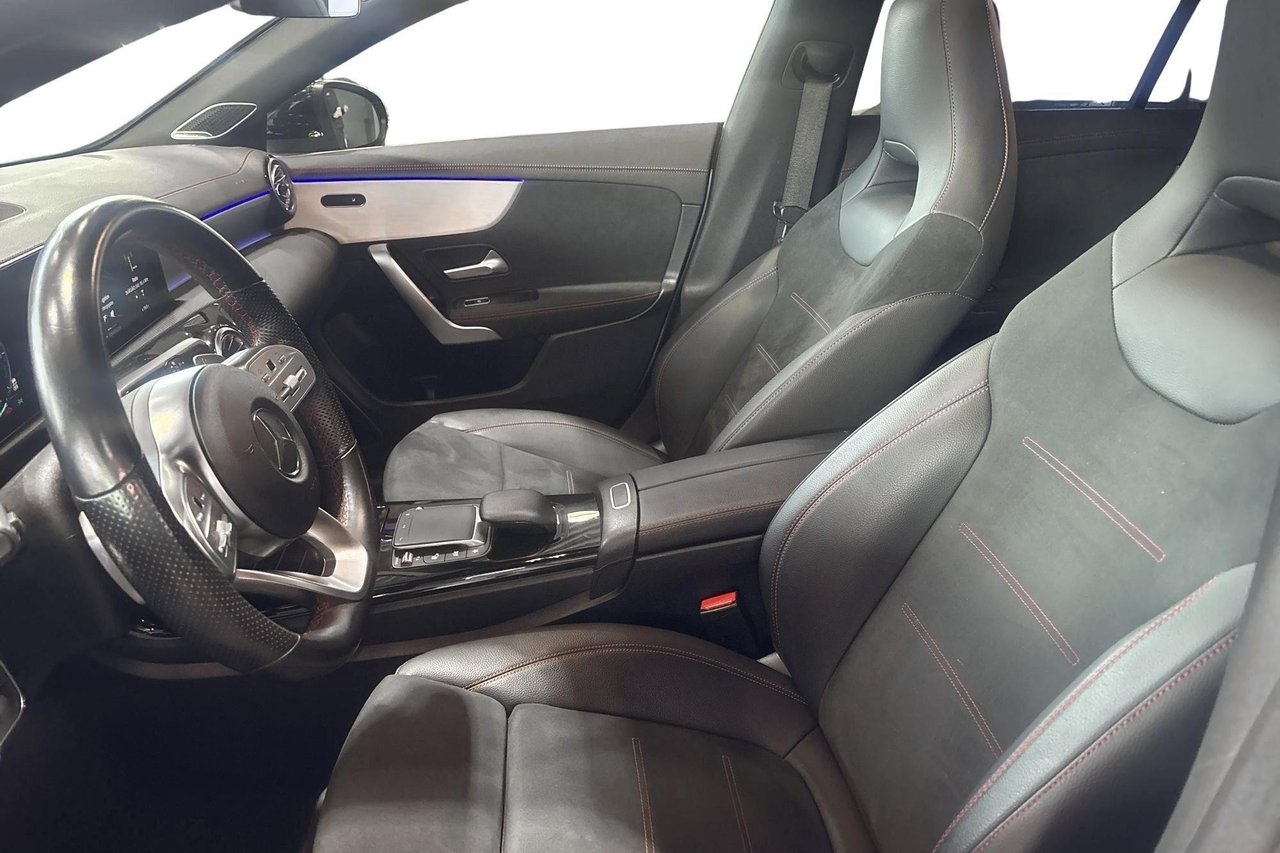 Mercedes-Benz CLA 2023, photo 6/10
