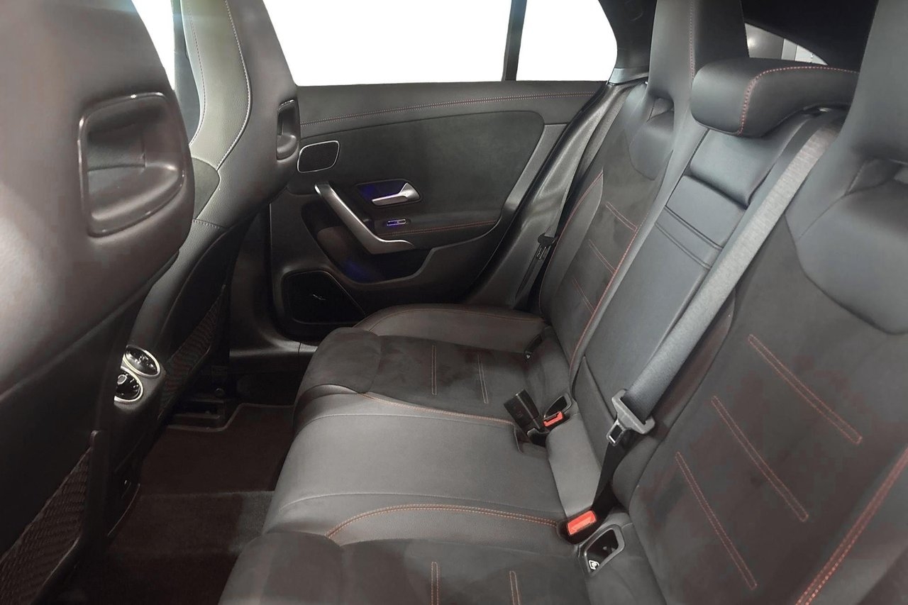 Mercedes-Benz CLA 2023, photo 7/10