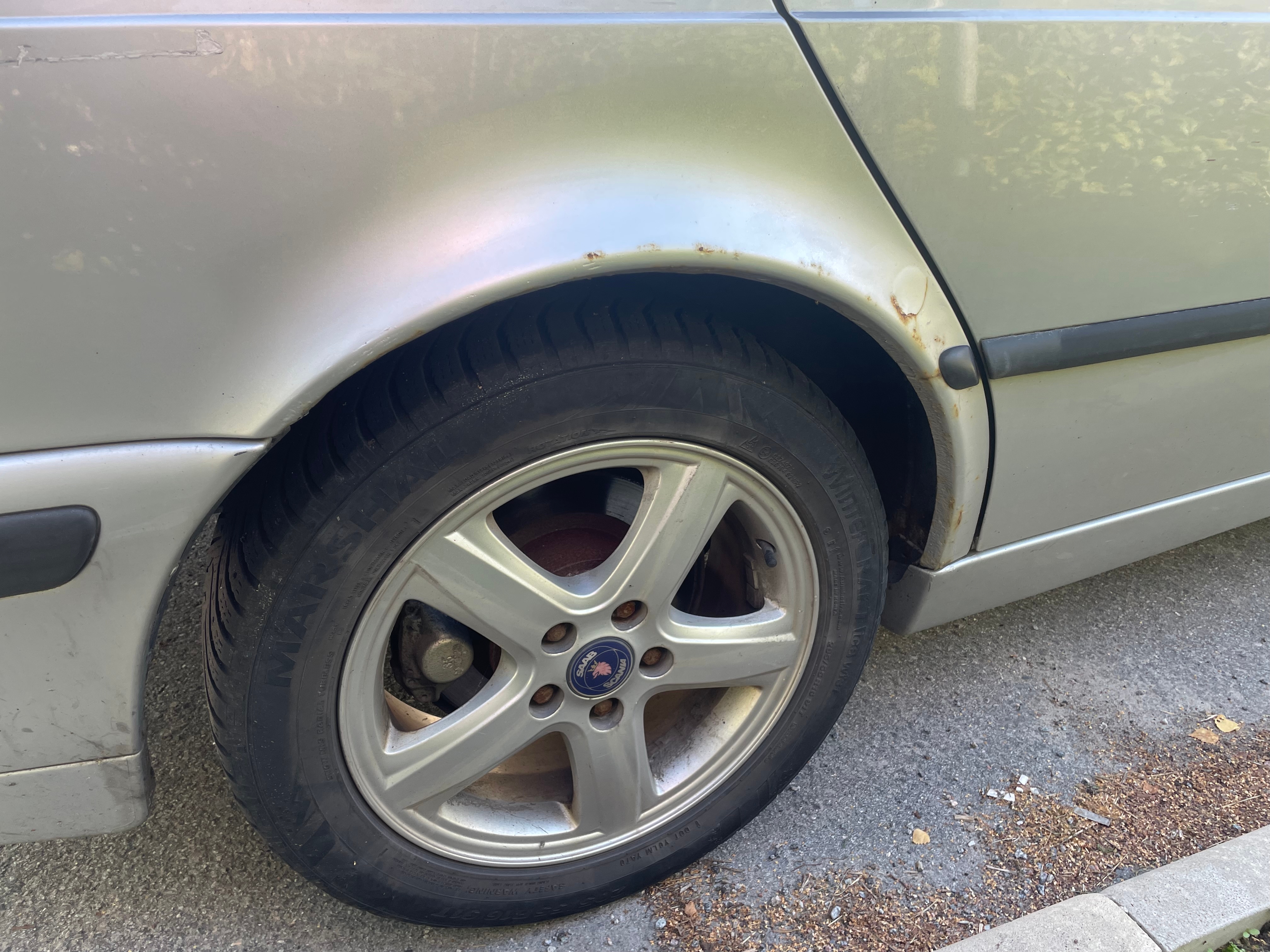 Saab 9-3 5-dörrar 2.0 T Manuell 2000, bild 7/9