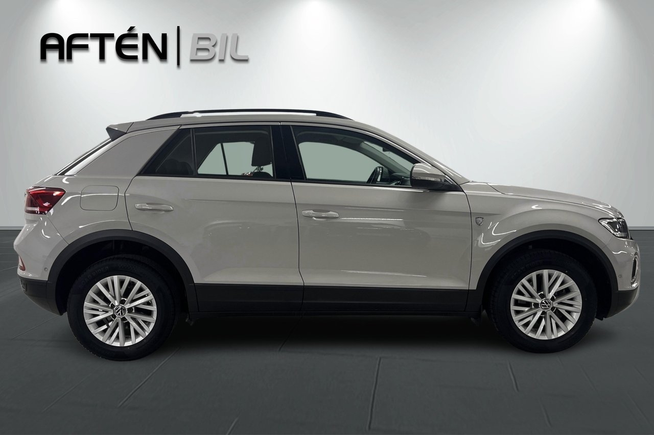 Volkswagen T-Roc 1.0 TSI 2023, bild 6/10