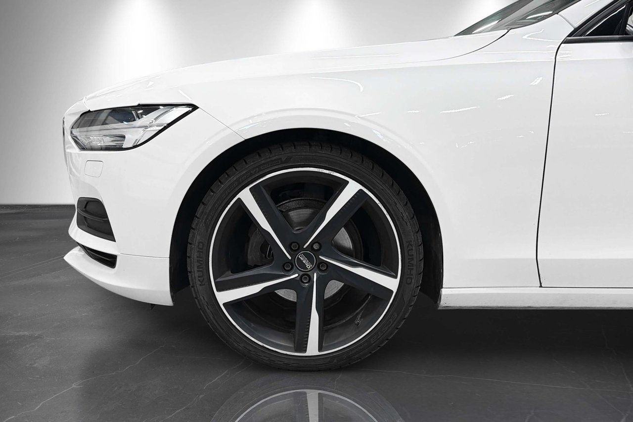 Volvo V90 D3 AWD Geartronic 150hk Drag 2018, bild 2/10