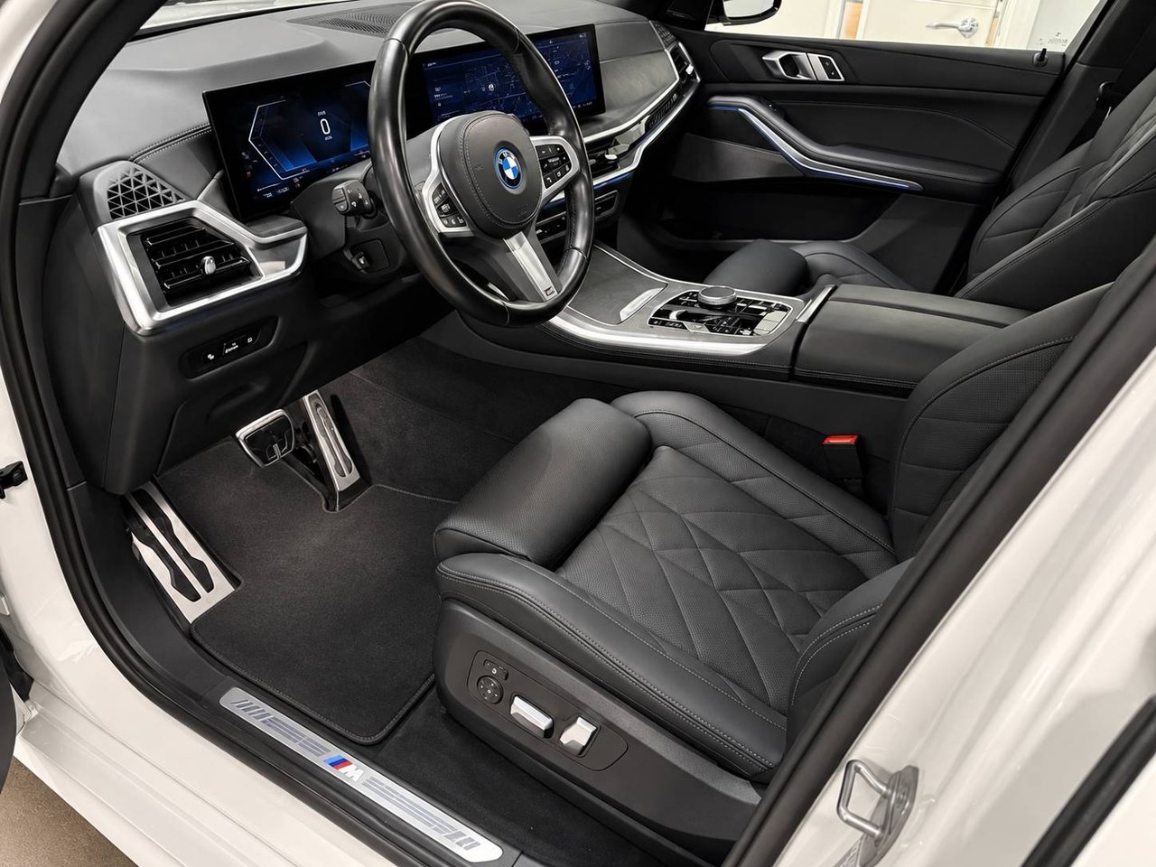 BMW X5 2024, bild 6/10