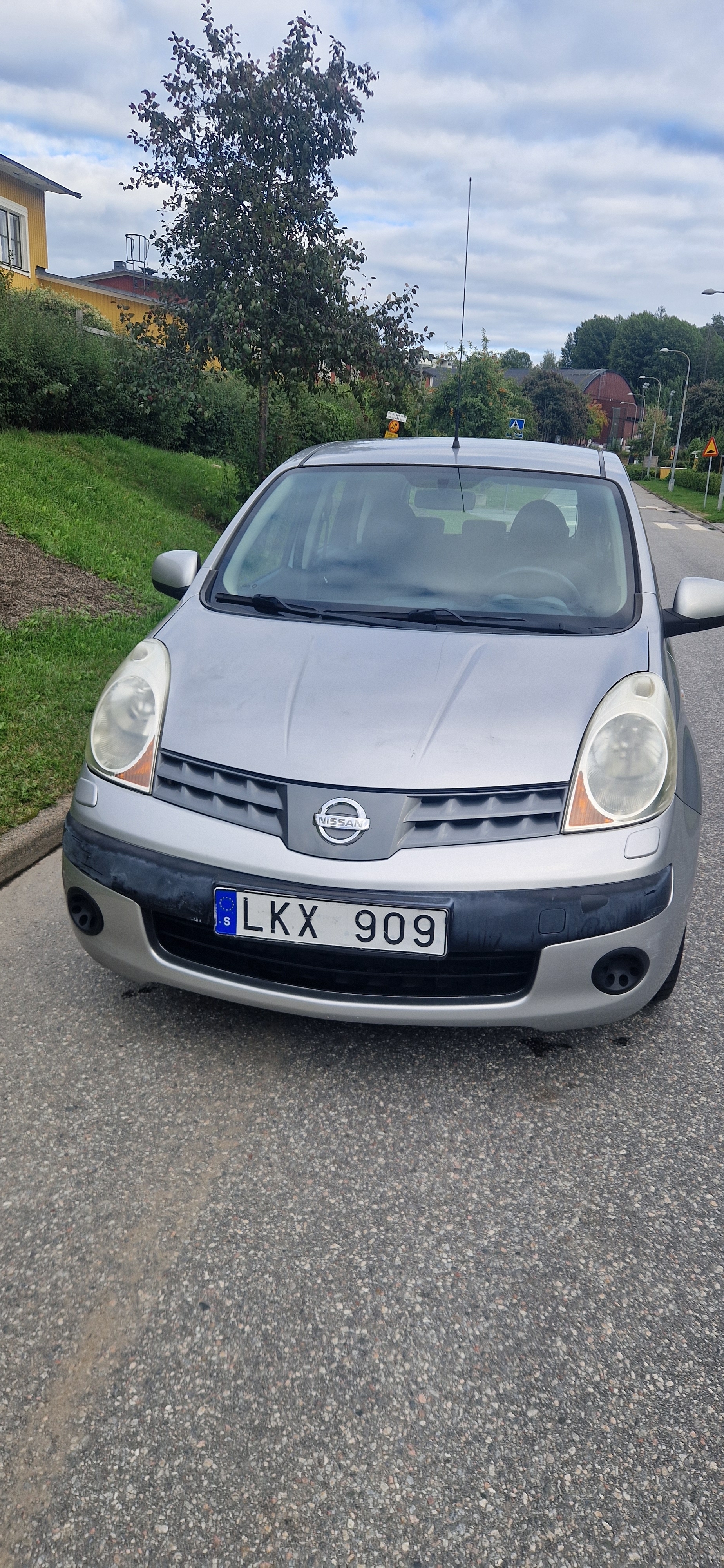 Nissan Note 1.4 Manuell 2007, bild 4/10