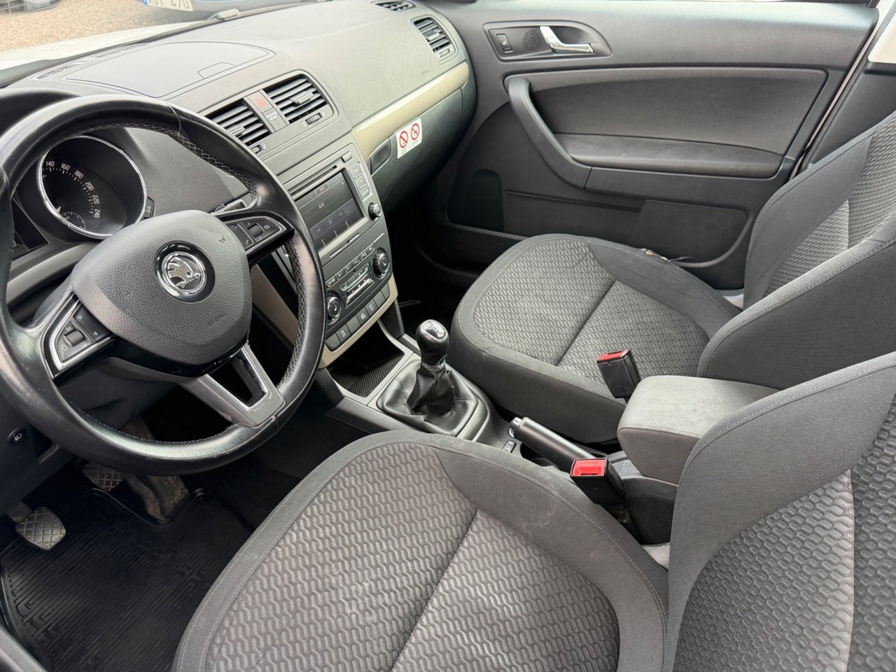 Skoda Yeti 2015, bild 5/10