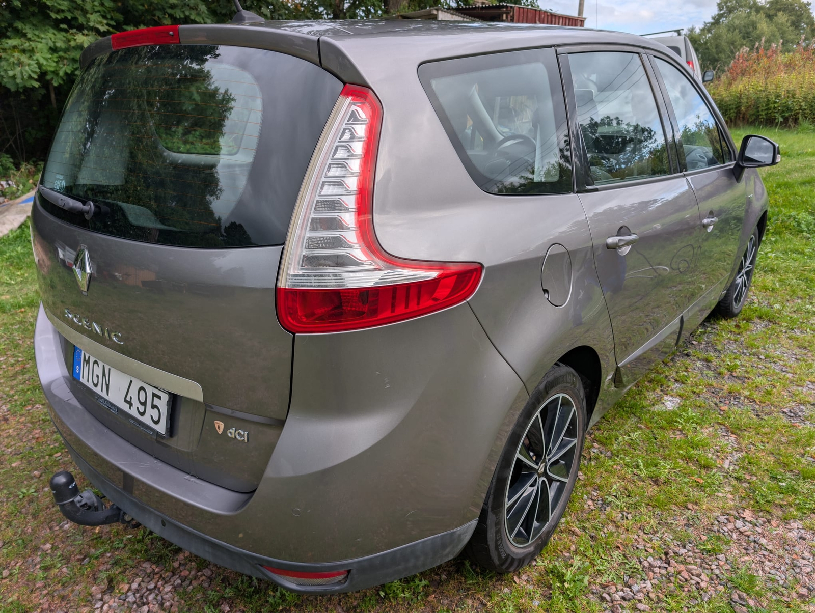 Renault Grand Scenic III 1.5 dCi DCT 2012, kuva 3/10