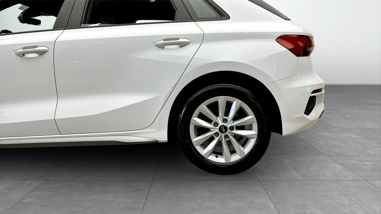 Audi A3 2024, bild 6/10