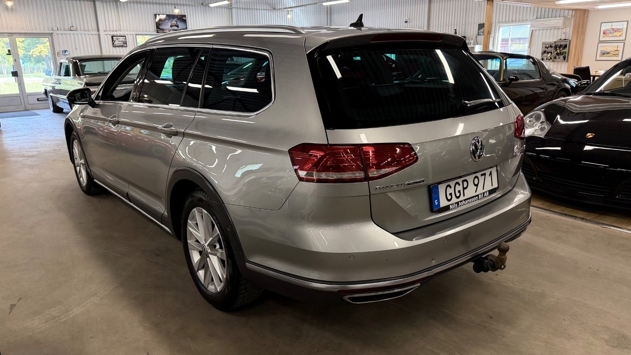 Volkswagen Passat 2016, bild 6/10