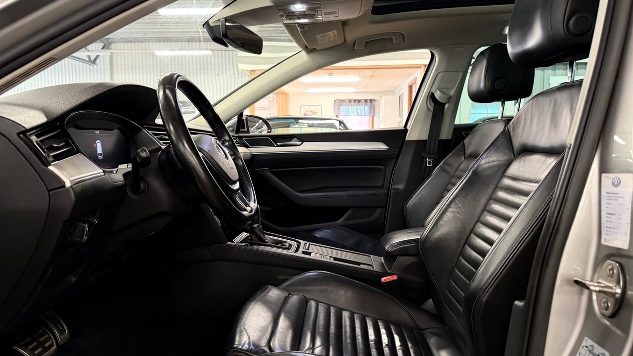 Volkswagen Passat 2016, bild 7/10