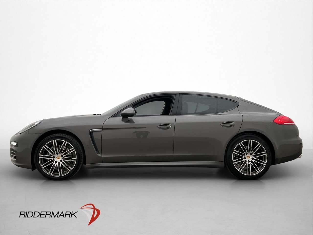 Porsche Panamera 2016, bild 4/36