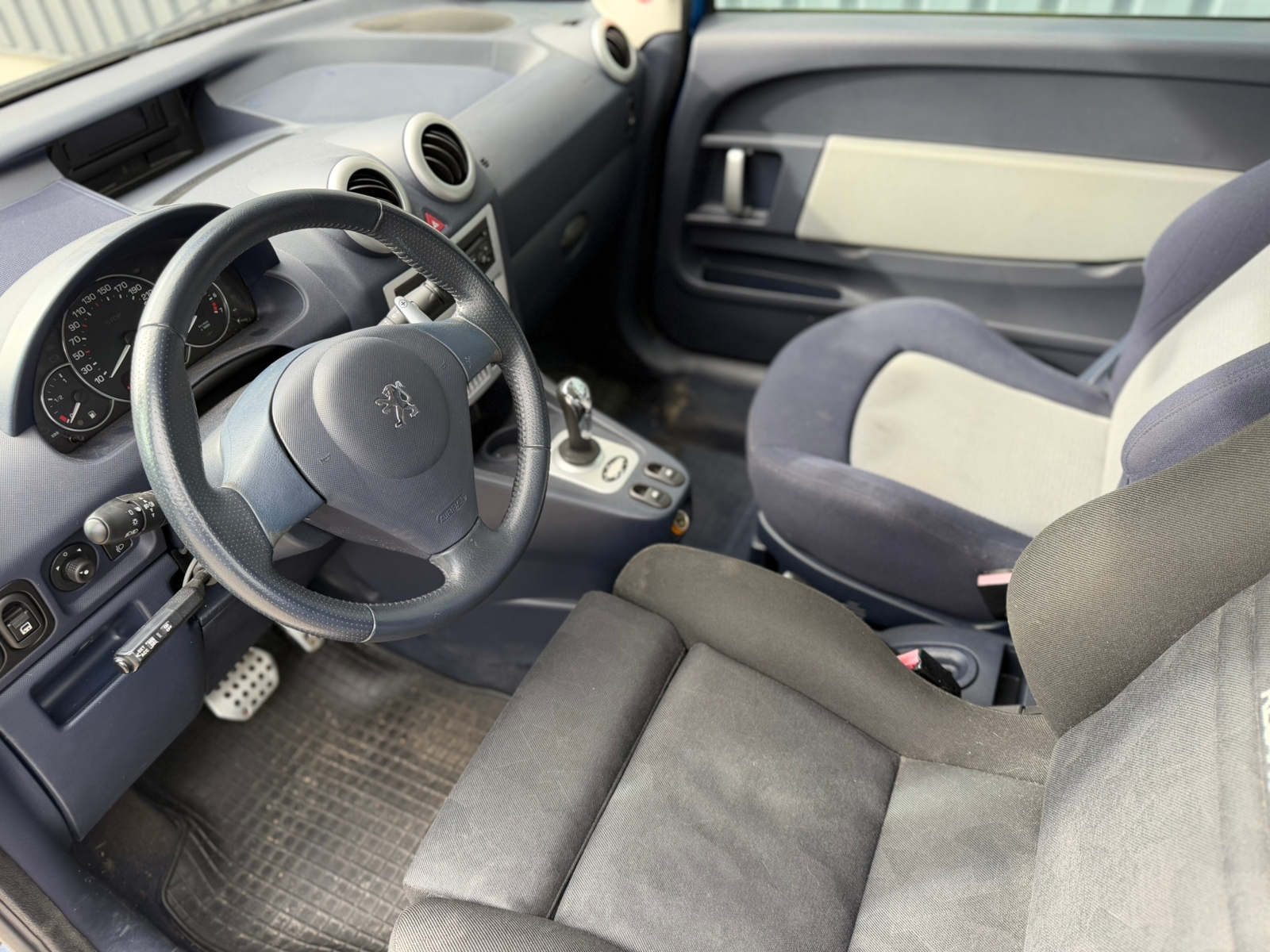 Peugeot 1007 1.6 2-Tronic 2006, bild 7/10