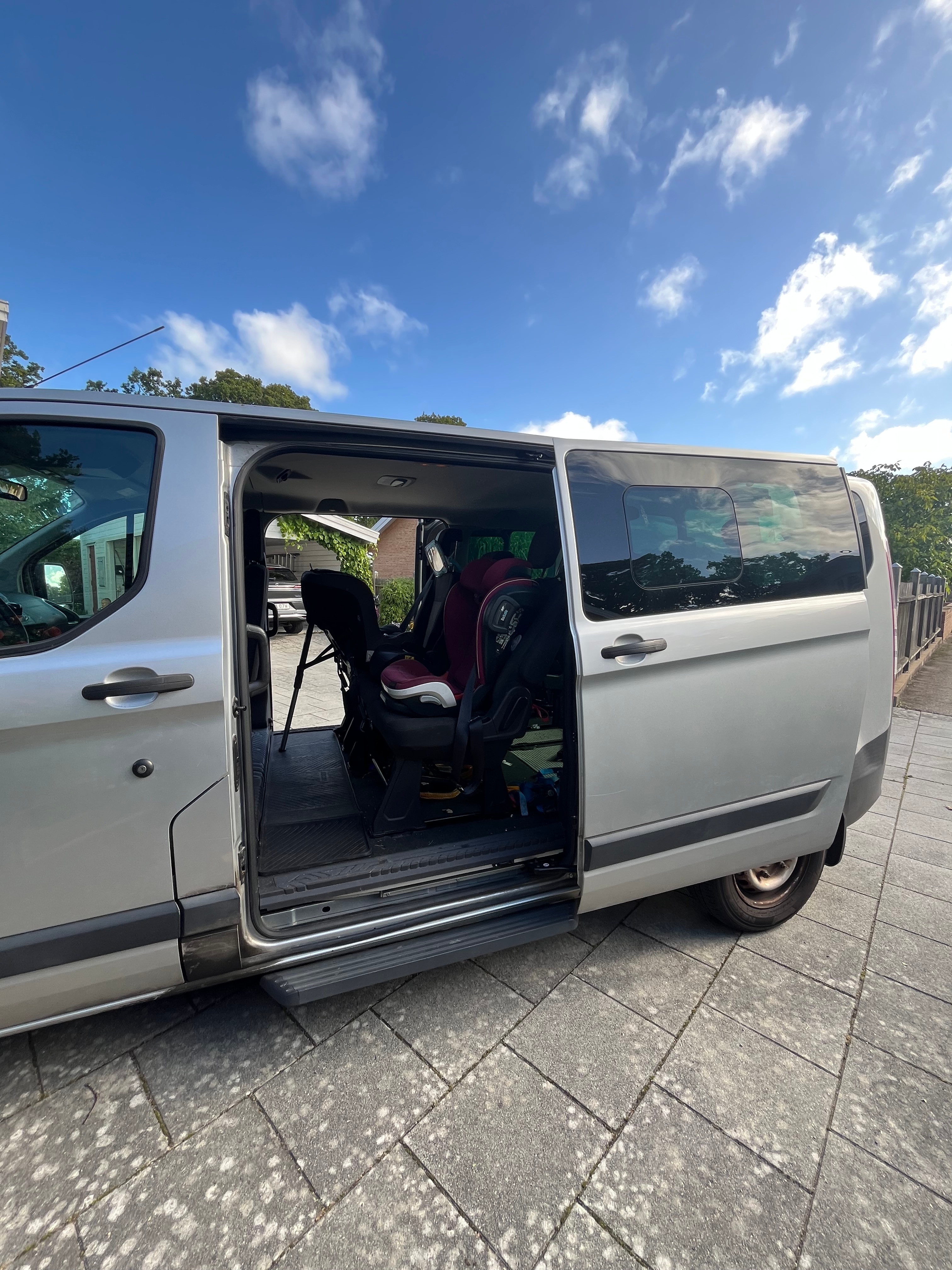 Ford Tourneo Custom 300 2.2 TDCi Manuell 2015, bild 5/6
