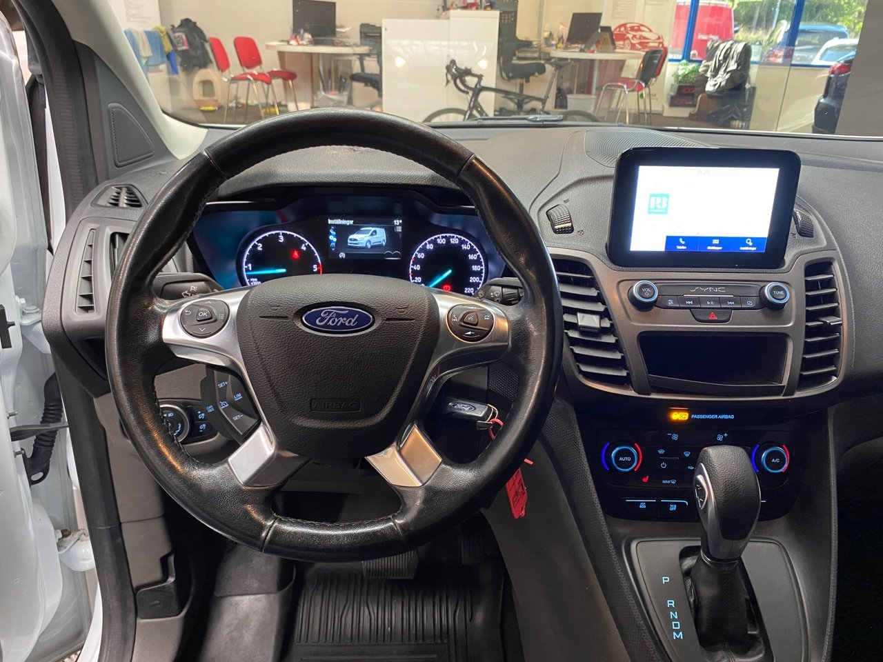 Ford Transit Connect 2021, bild 7/8