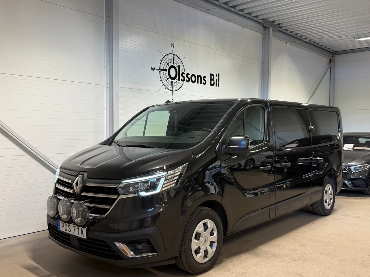 Renault Trafic 2023, bild 2/10